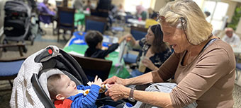 Barrie seniors, kids bond at intergenerational event