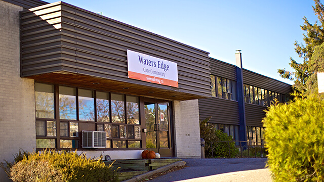 image of front entrance of Waters Edge Care Community in North Bay